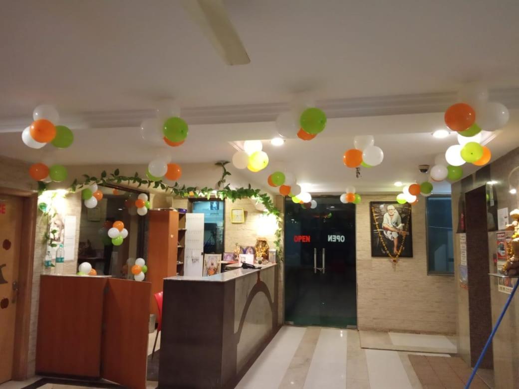 Hotel Apple Sai Residency Širdi Exteriér fotografie